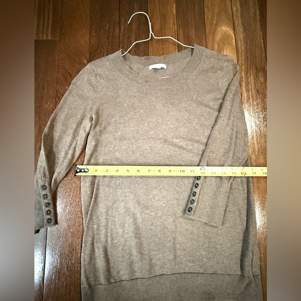 Gap 3/4 Sleeve Brown Sweater with Buttoned Sleeves